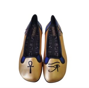 Hot Chocolate Design Egypt Slip-On Flats Shoes, HCD Size 39, US Size 9